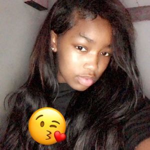 Meet your Posher, Quierra